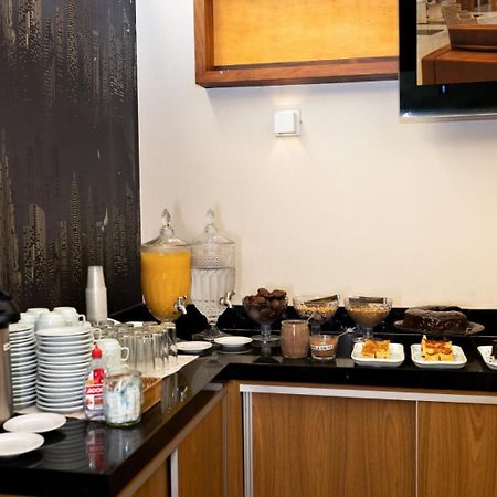 Отель Goldmen Business Cianorte Экстерьер фото