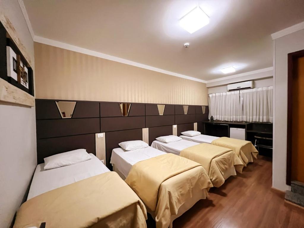 Отель Goldmen Business Cianorte Экстерьер фото