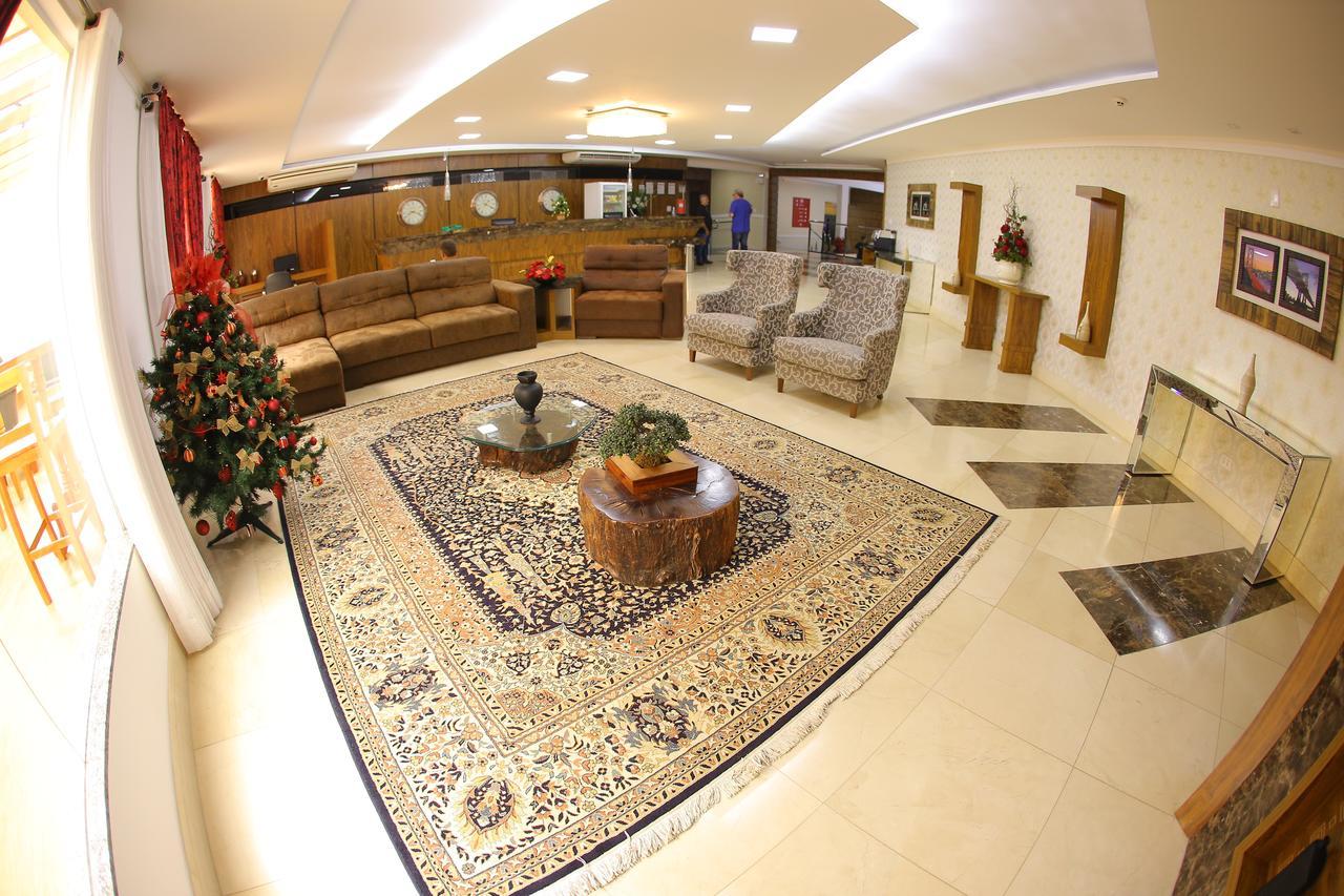 Отель Goldmen Business Cianorte Экстерьер фото